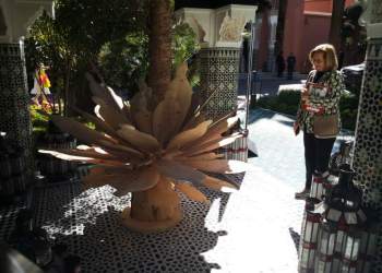 1-54-Marrakech-Vorplatz