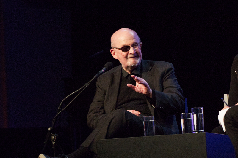 Salman Rushdie in Heidenreichstein 1 © Galerie REINBERG